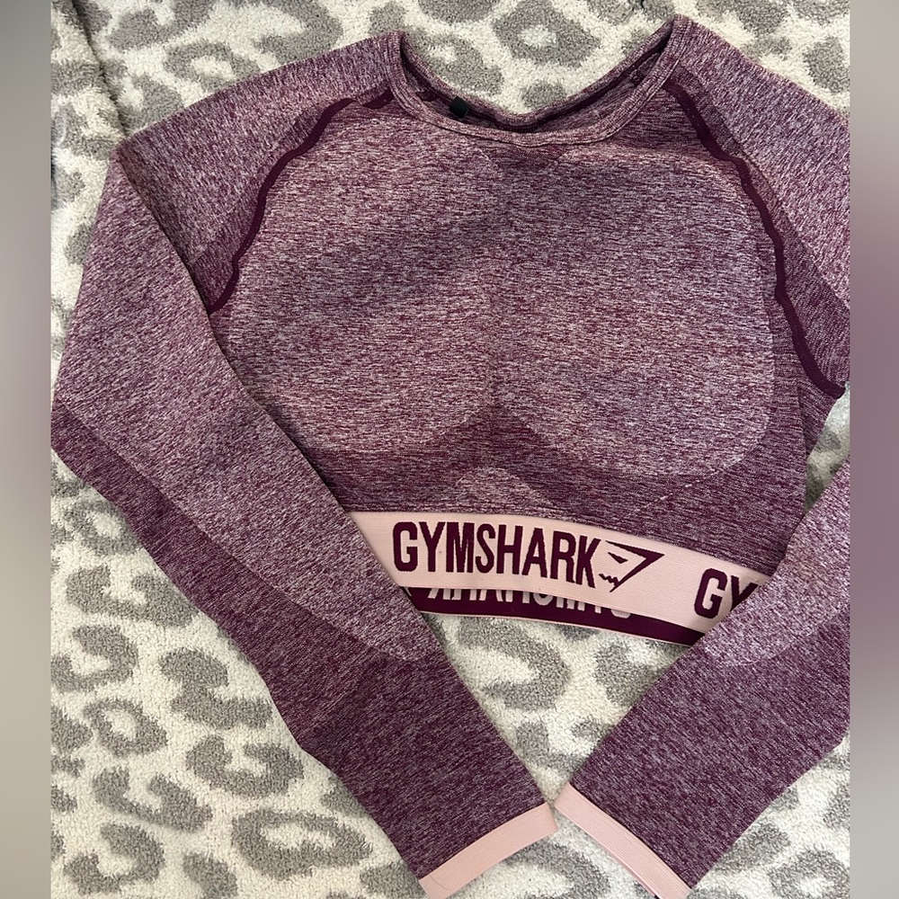 Gym shark shirt size Medium